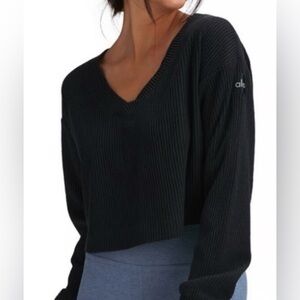 ALO Yoga Black Ribbed V-Neck Sweater, Size L, EUC!